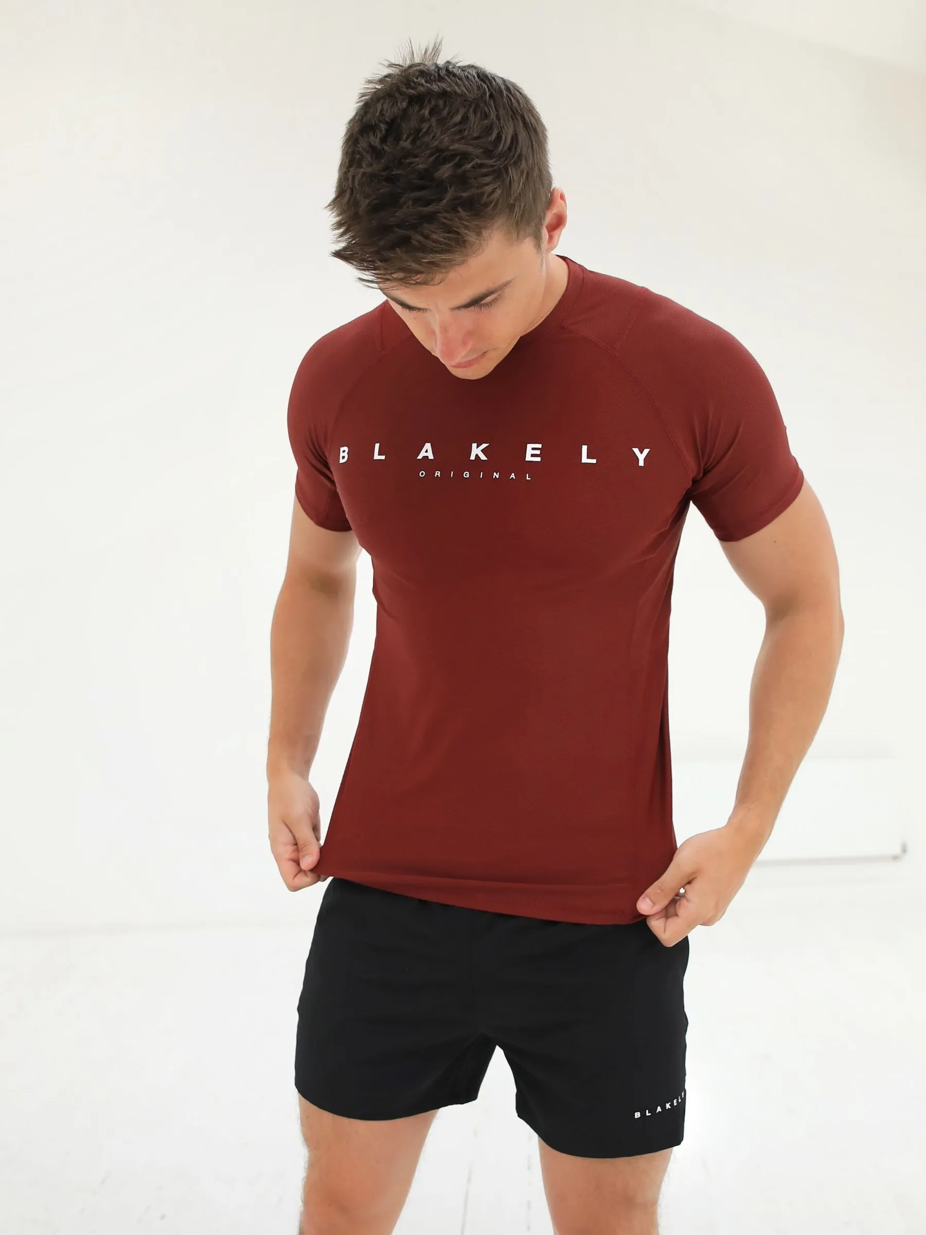 Apex Gym T-Shirt - Burgundy