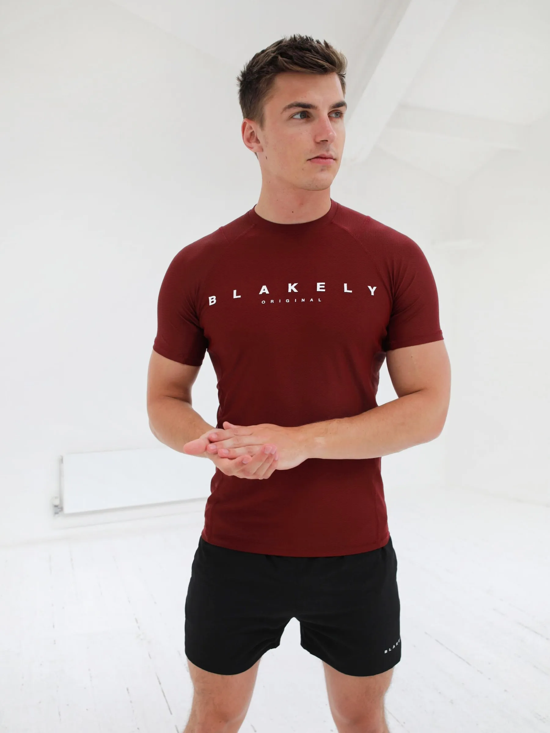 Apex Gym T-Shirt - Burgundy
