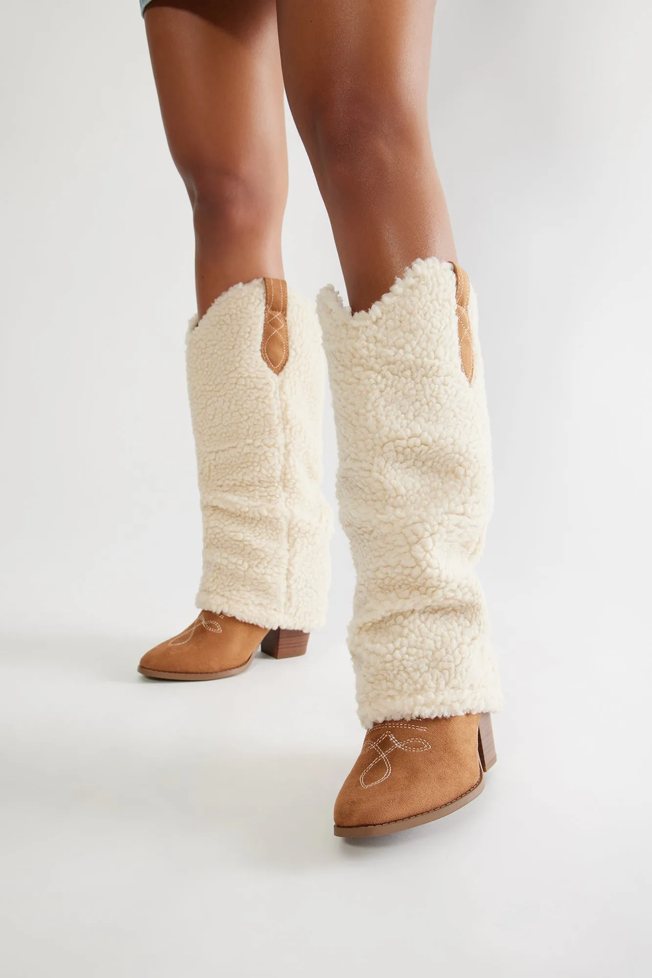 Baxter Sherpa Boots - Beige/Brown