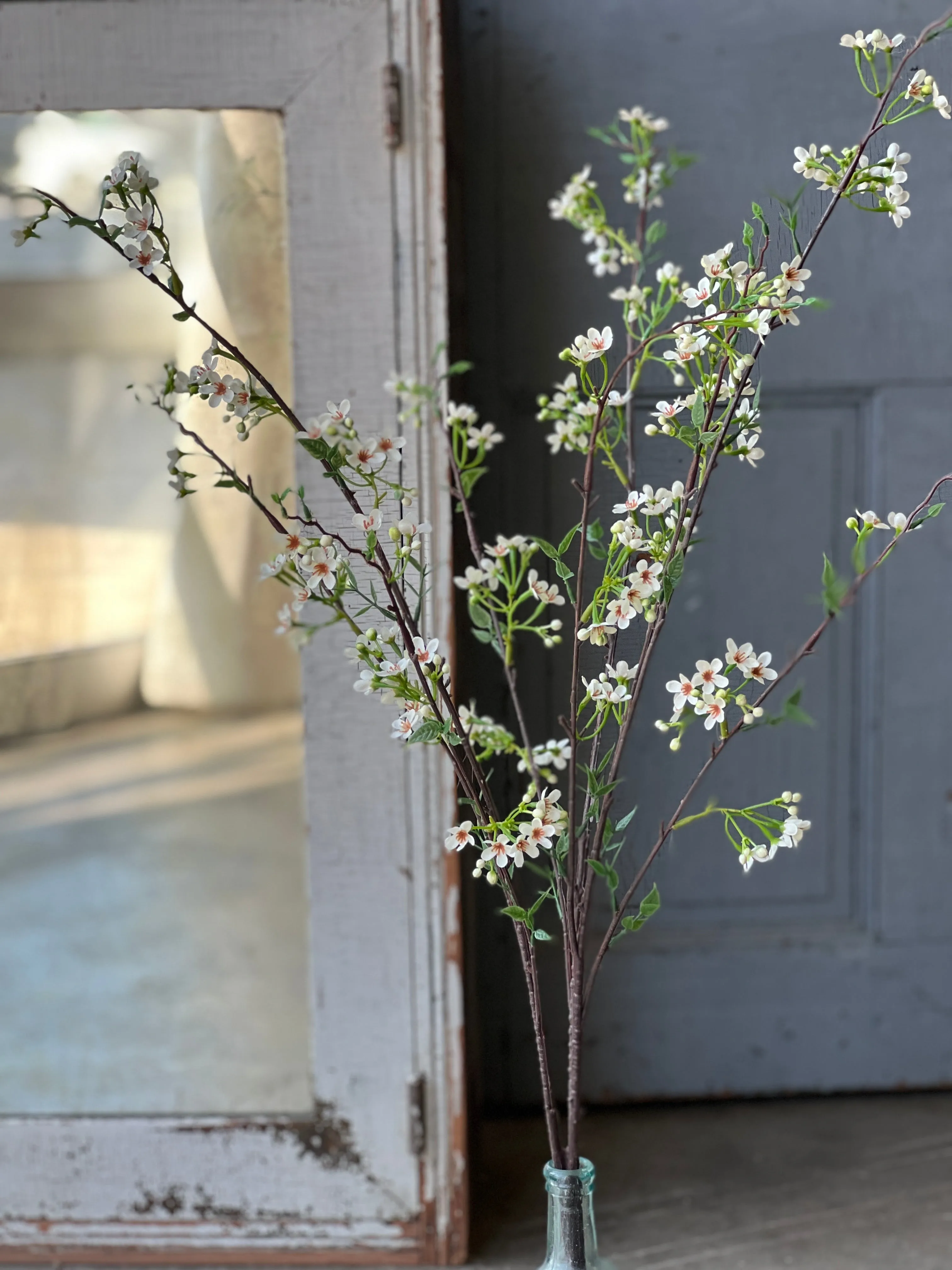 Bellevue Blossom Spray | 36" | Cream | NOT CURRENTLY IN STOCK - Spring 2025