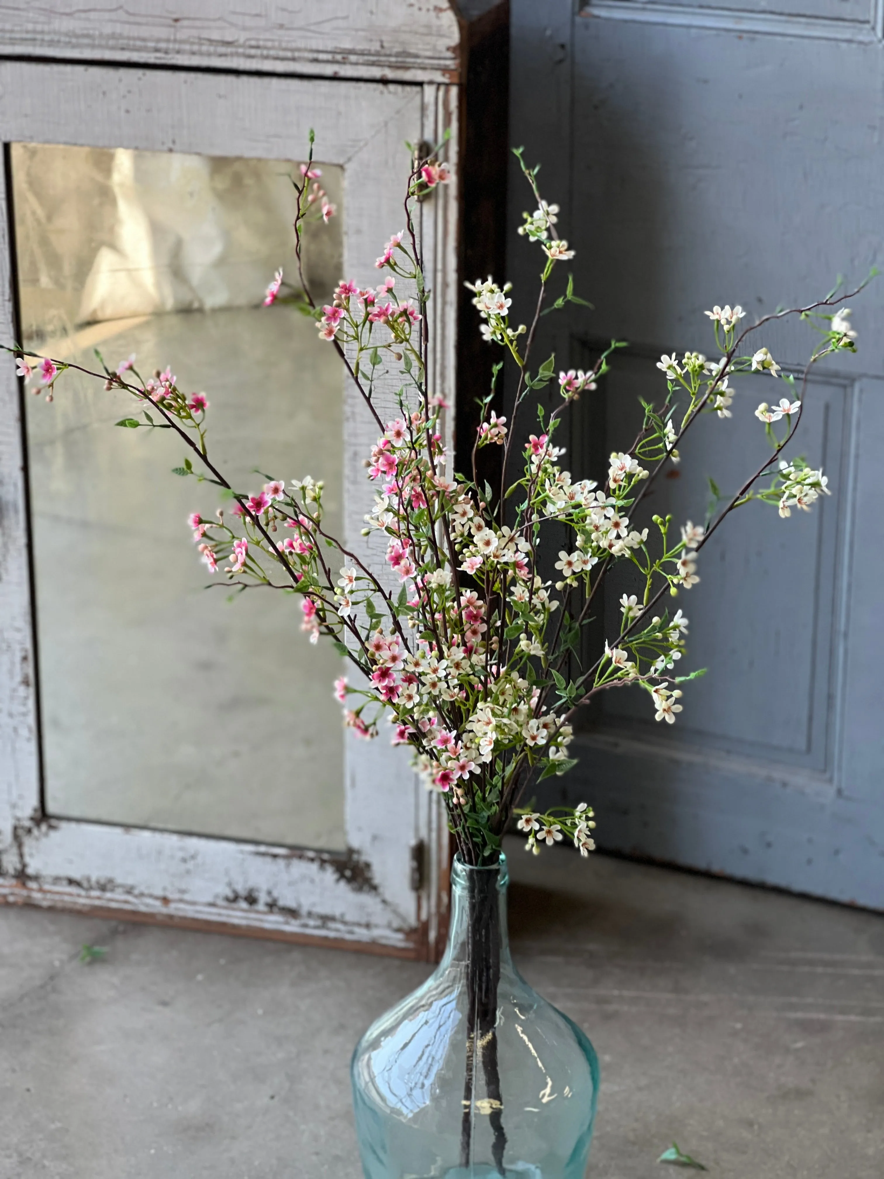 Bellevue Blossom Spray | 36" | Cream | NOT CURRENTLY IN STOCK - Spring 2025