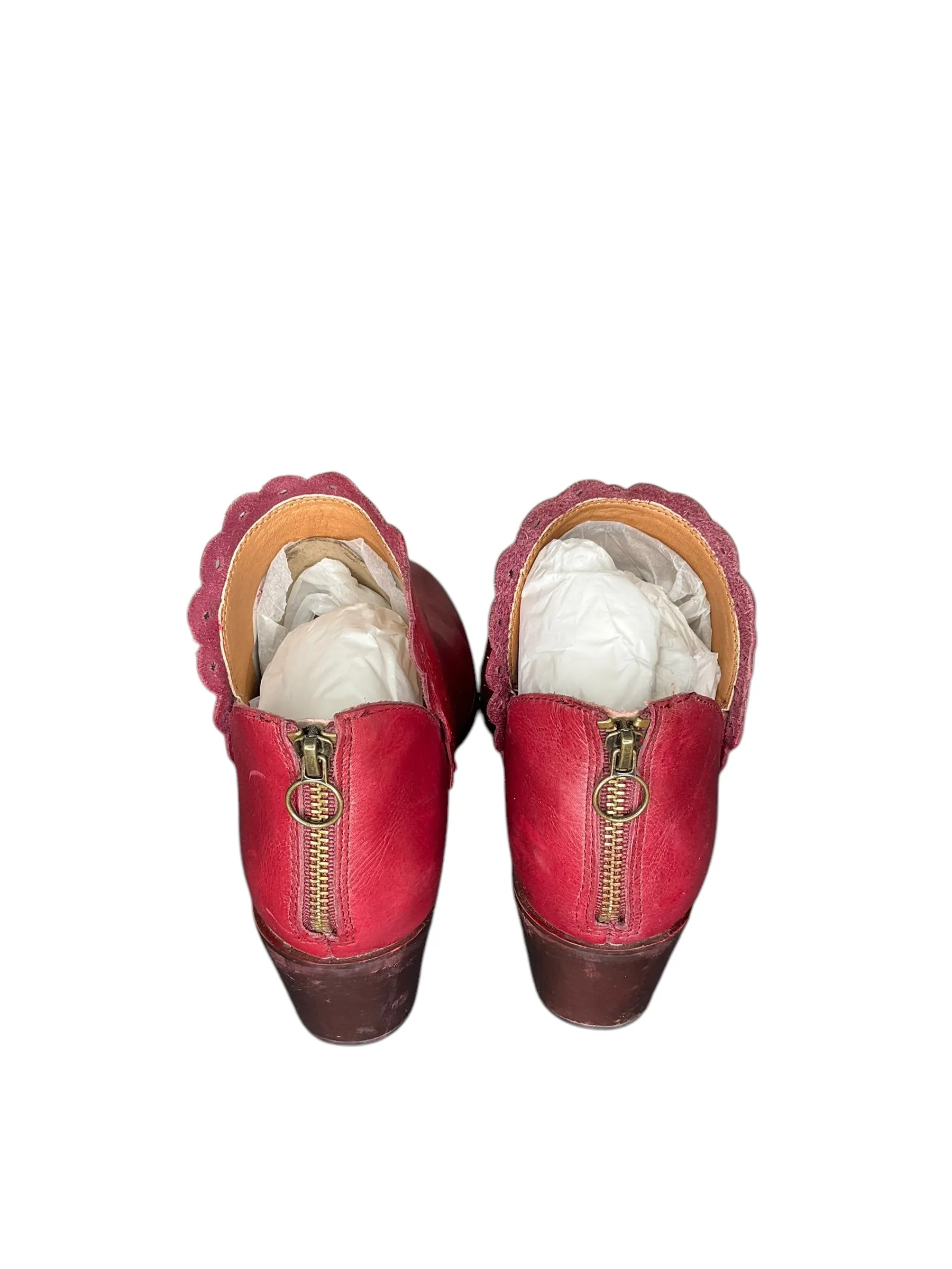 Boots Ankle Flats By Cmc In Red, Size: 10