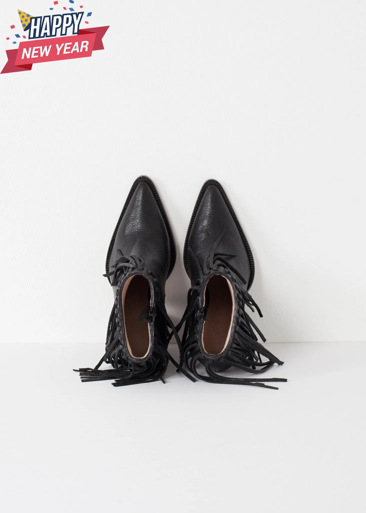 Ounni Shoe