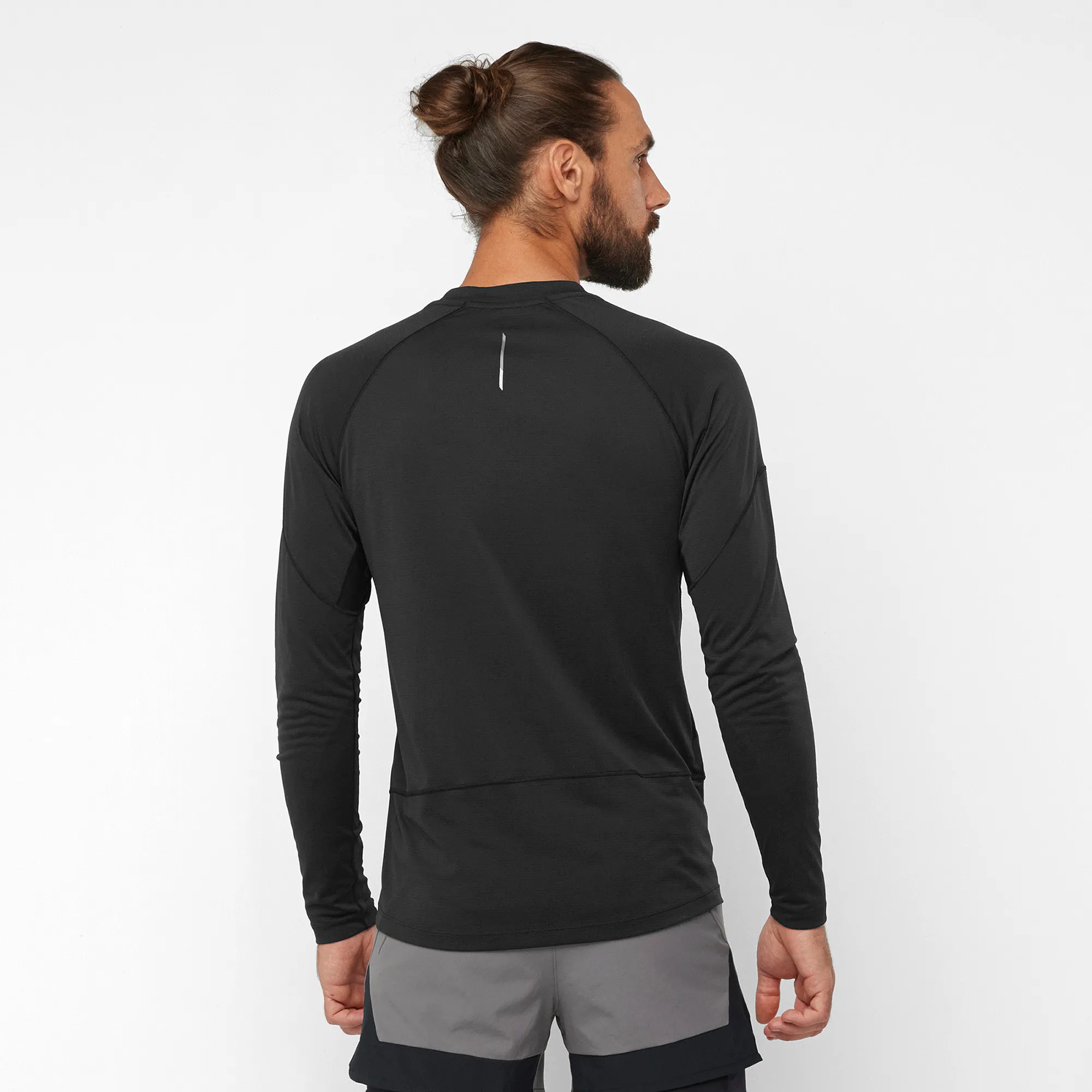 Salomon Men&#x27;s Cross Run Top Deep Black | Buy Salomon Men&#x27;s Cross Run Top Deep Black here | Outnorth