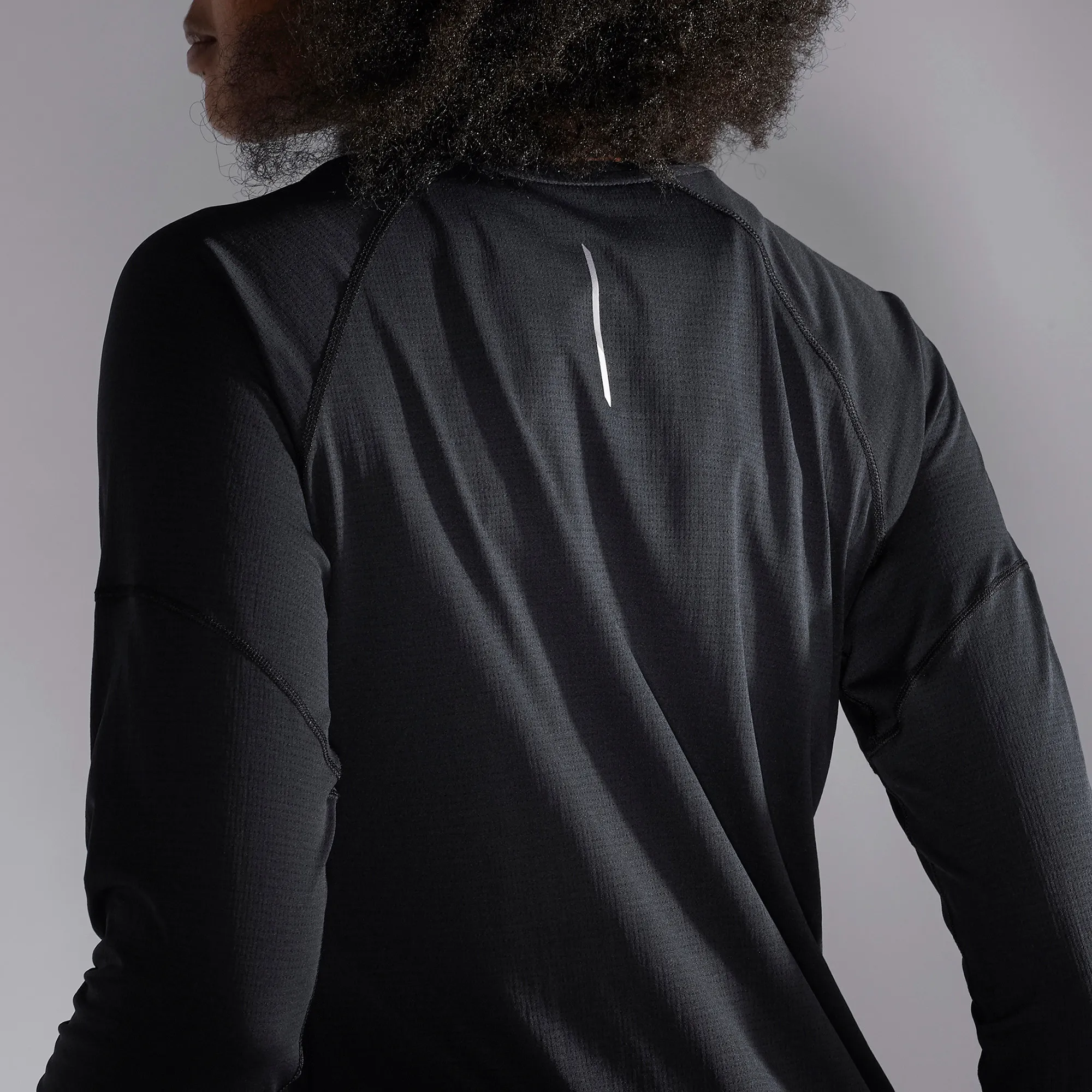 Salomon Women&#x27;s Cross Run Top Deep Black | Buy Salomon Women&#x27;s Cross Run Top Deep Black here | Outnorth