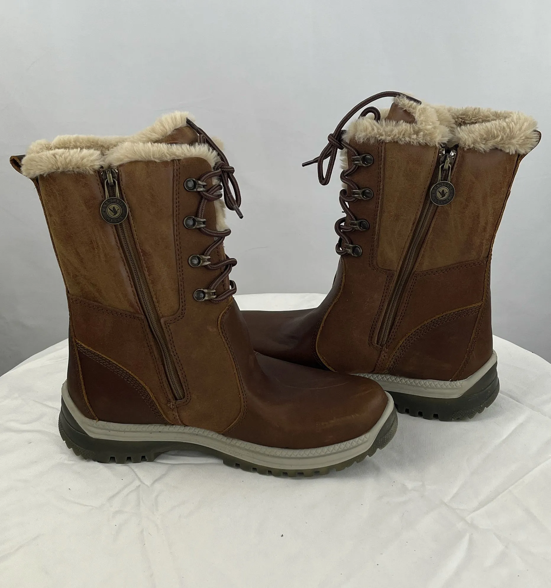Santana Women's tan Canada Misa Faux Fur Lined Waterproof Hiking Boots Size 9