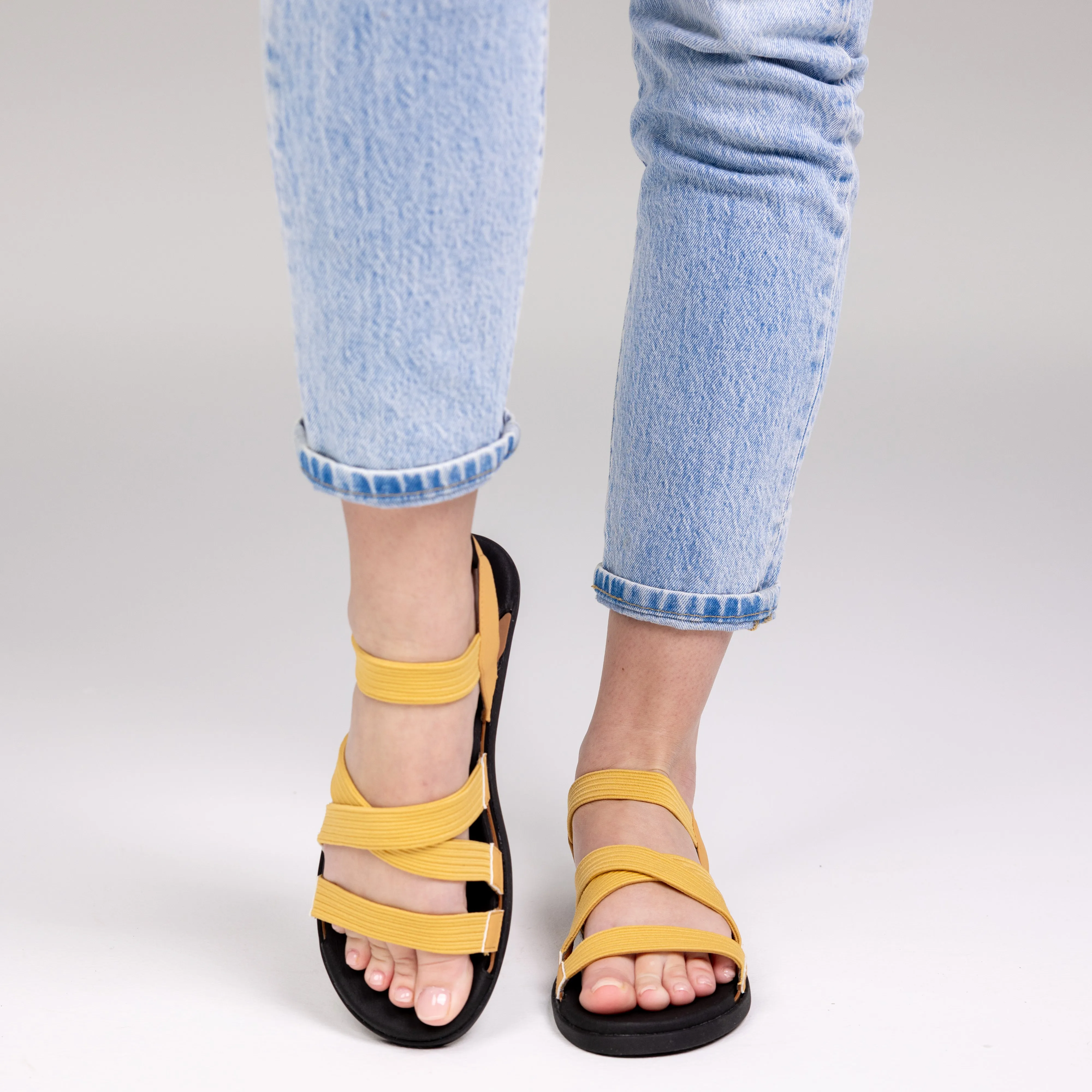 Vienna Flats with Black Base Option